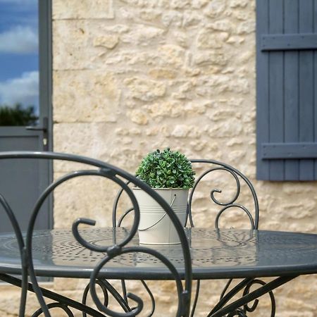 La Chapelle-Saint-Martin-en-Plaine La Maisonヴィラ エクステリア 写真