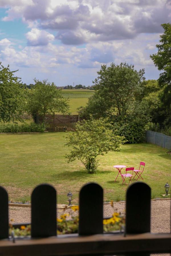 La Chapelle-Saint-Martin-en-Plaine La Maisonヴィラ エクステリア 写真