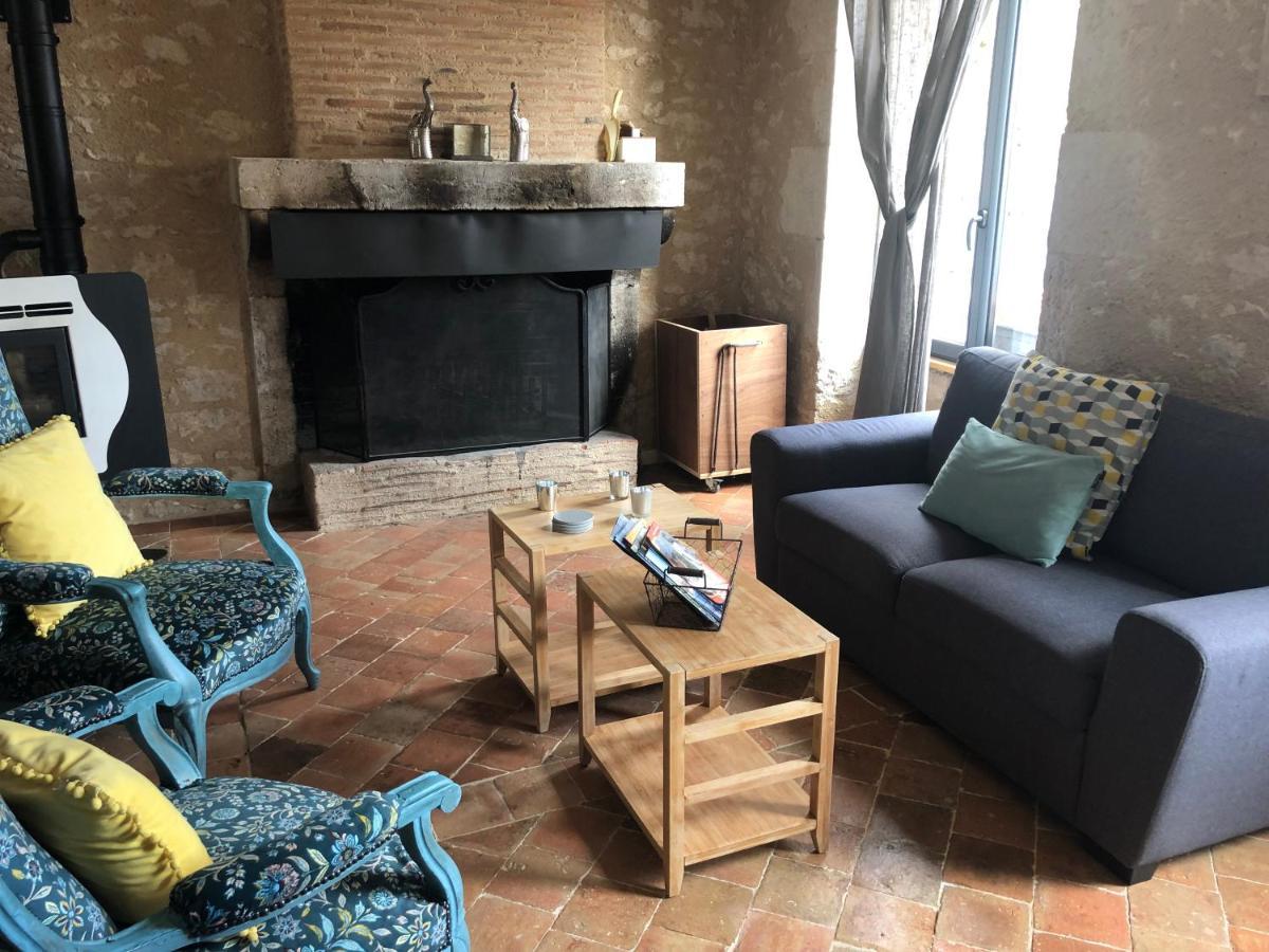 La Chapelle-Saint-Martin-en-Plaine La Maisonヴィラ エクステリア 写真
